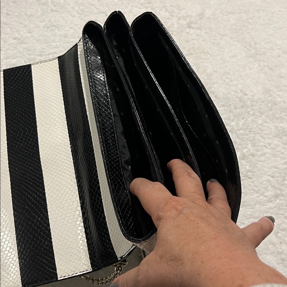 Kate Spade Benson Lane Melodie black and off-white striped shoulder bag - Picture 9 of 16